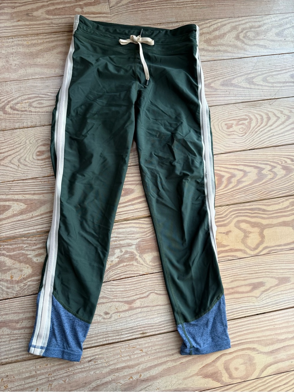 The Upside Leggings size m